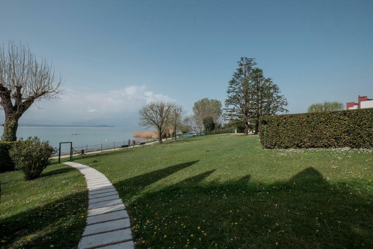 Residence Holiday Sirmione B8 外观 照片