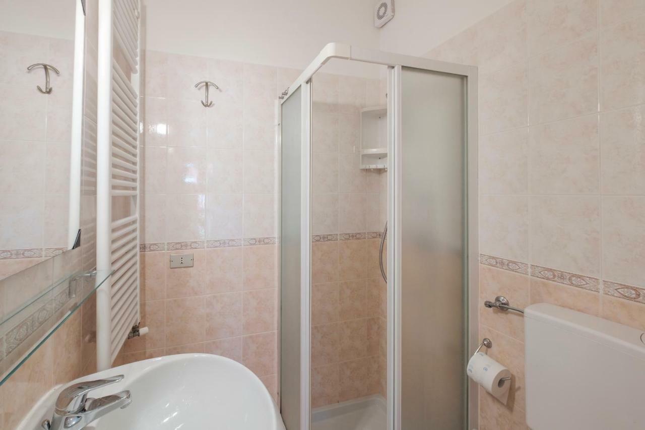 Residence Holiday Sirmione B8 外观 照片