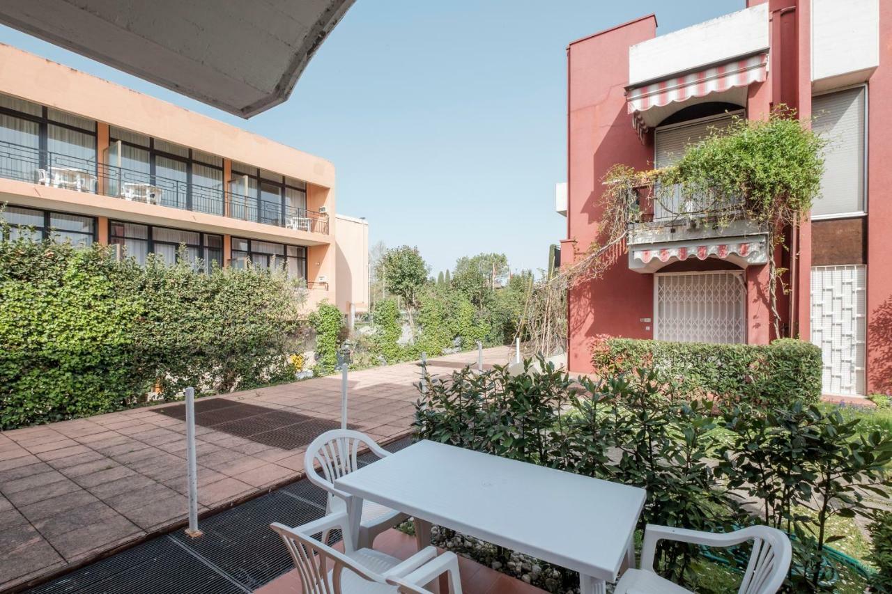 Residence Holiday Sirmione B8 外观 照片